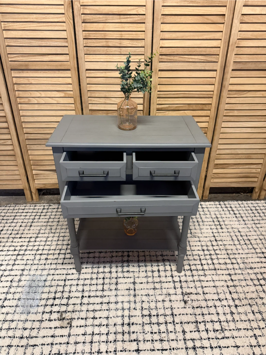 Gray entry way table - photo 4