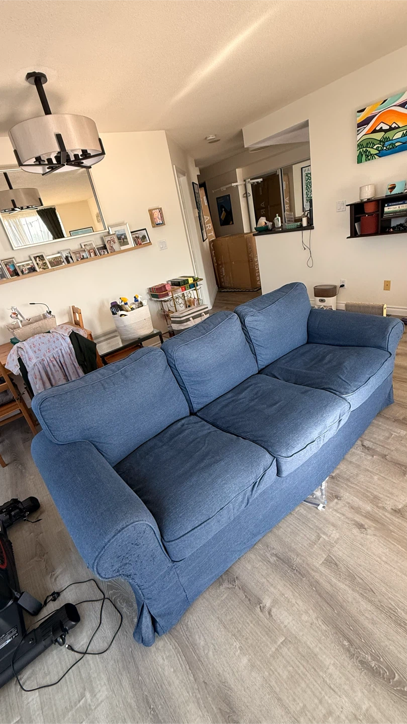 Free couch