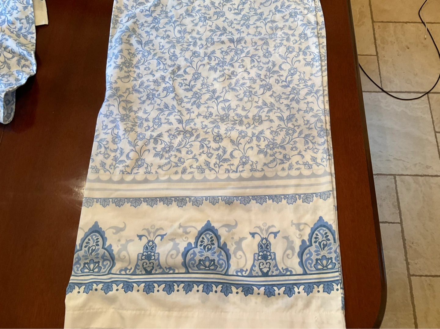 Blue and White Floral Duvet Cover - photo 4