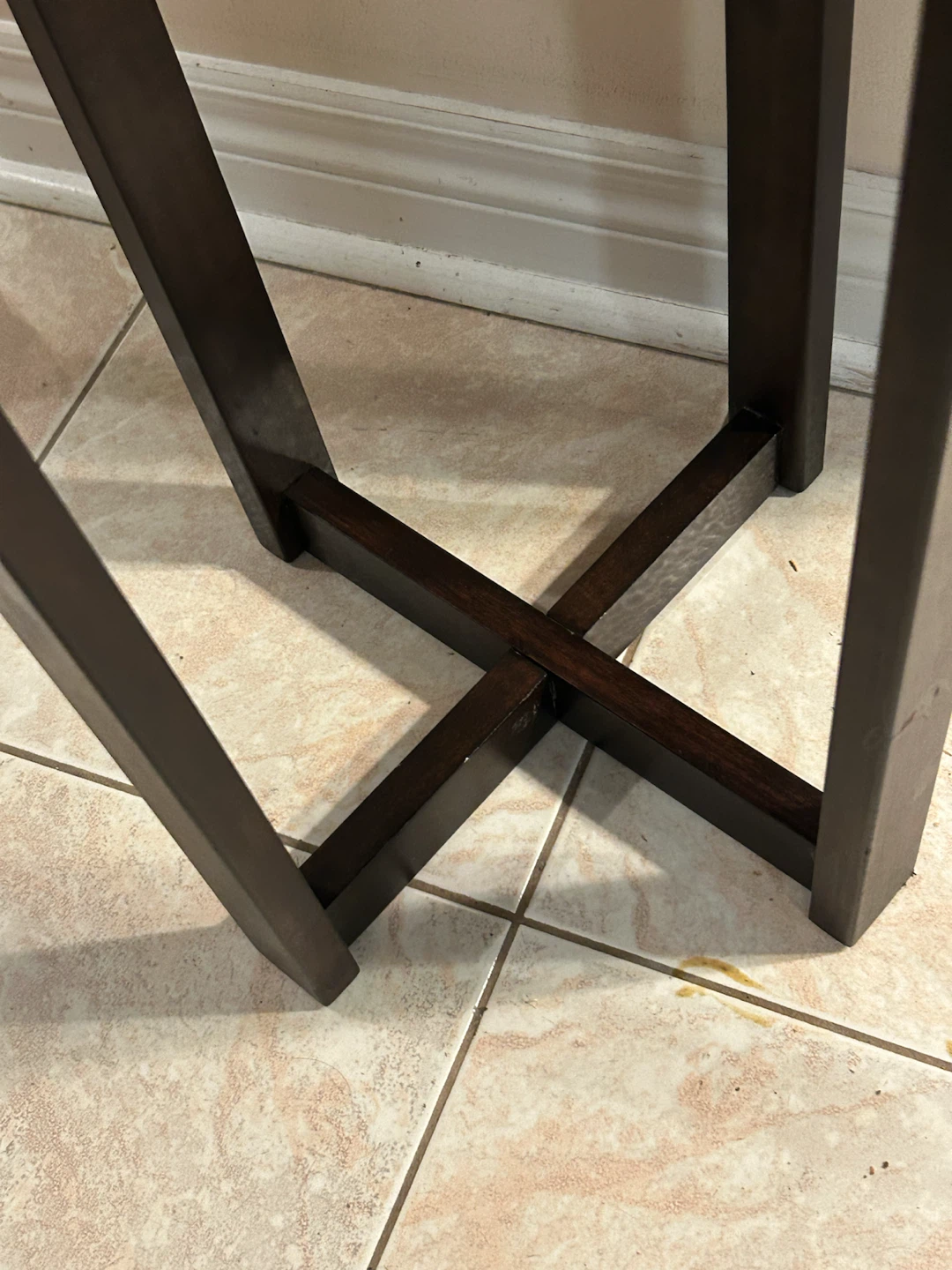 Dark Wood Round Side Table - photo 4