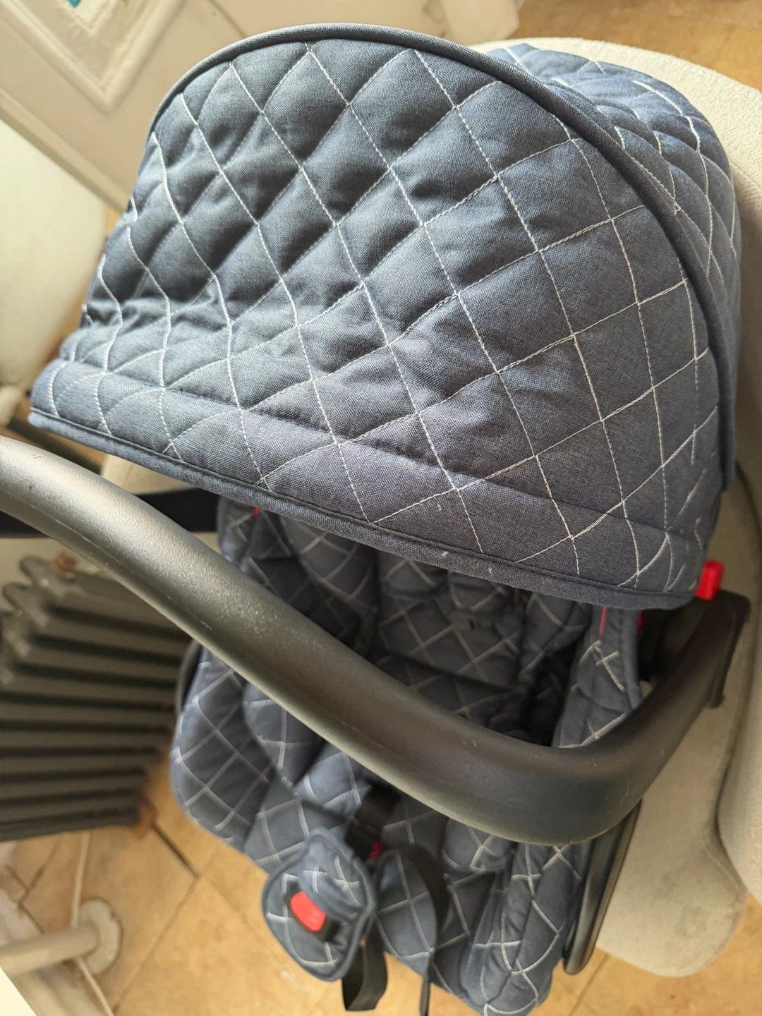 Graco Car Seat - photo 2