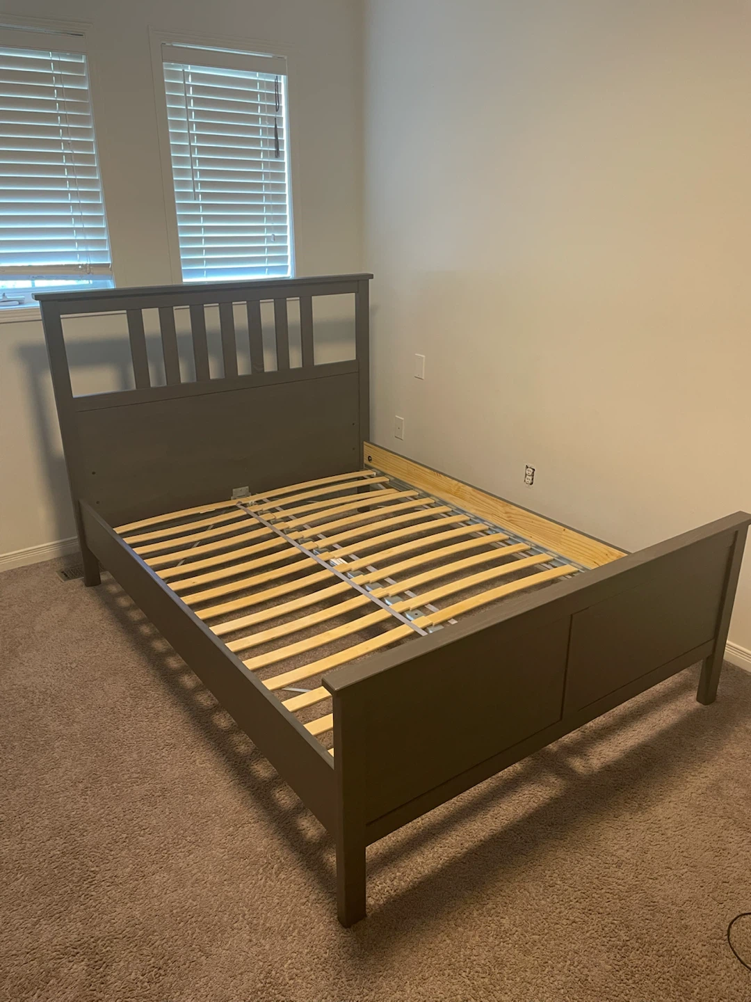 IKEA Hemnes Full/Double Bed Frame (COMES APART) READ DESCRIPTION