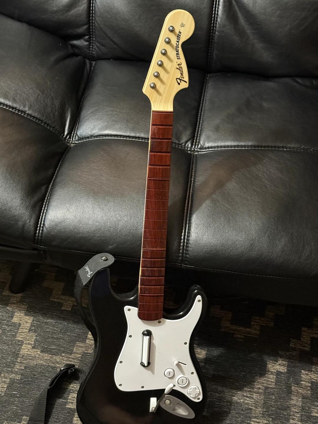 Xbox 360 Rock Band guitar