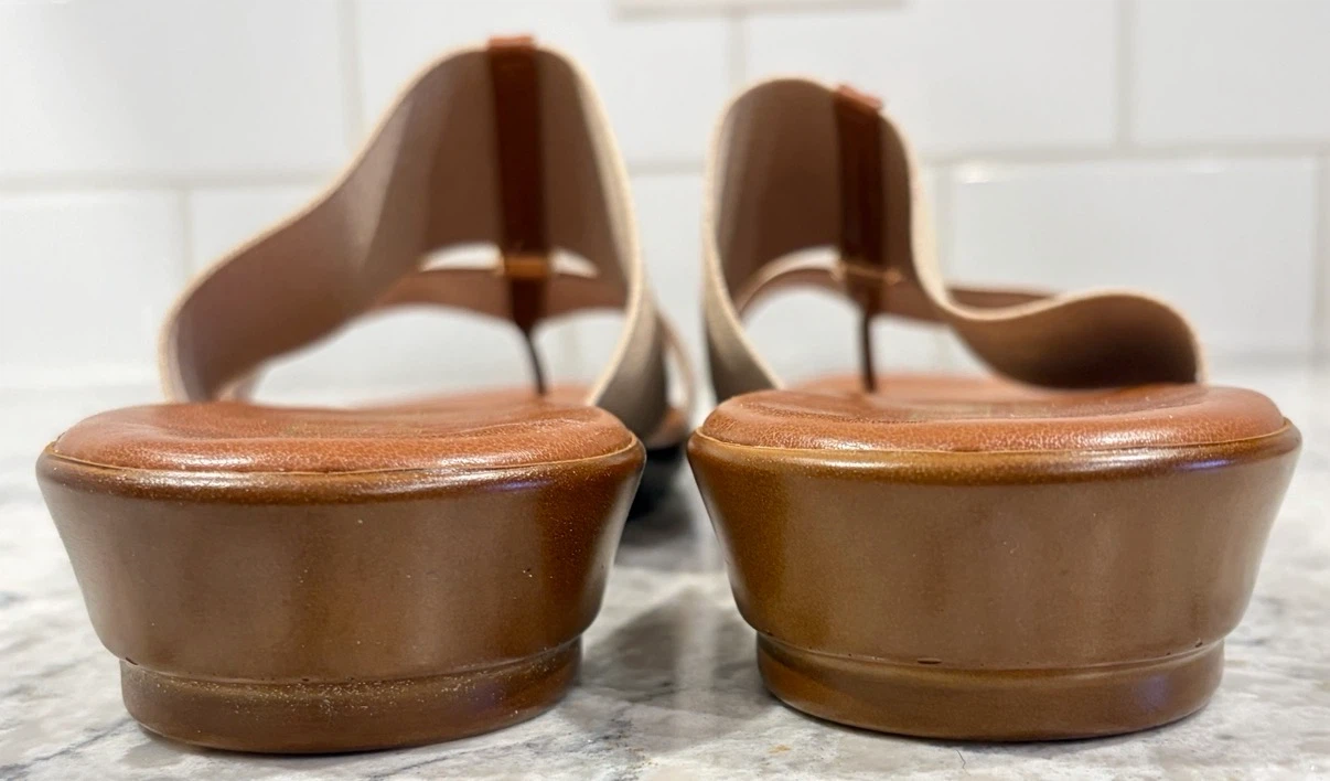 Women’s Italian Shoemakers Curl Taupe Stretch Comfort Sandals - photo 3