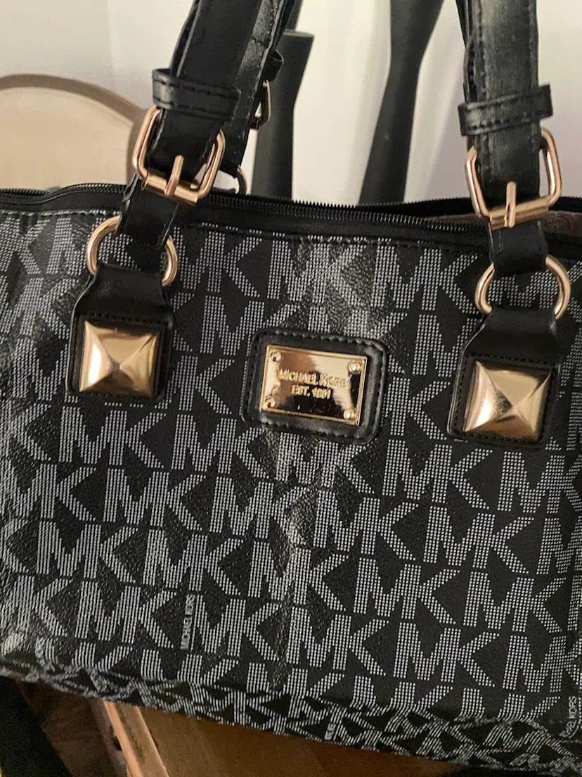 Michael Kors MK Signature Travel Bag - photo 2