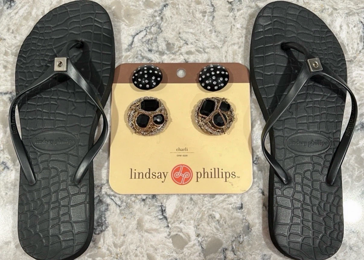 Women’s Lindsay Phillips Black Switch Flip Flops w/ Snaps Gems