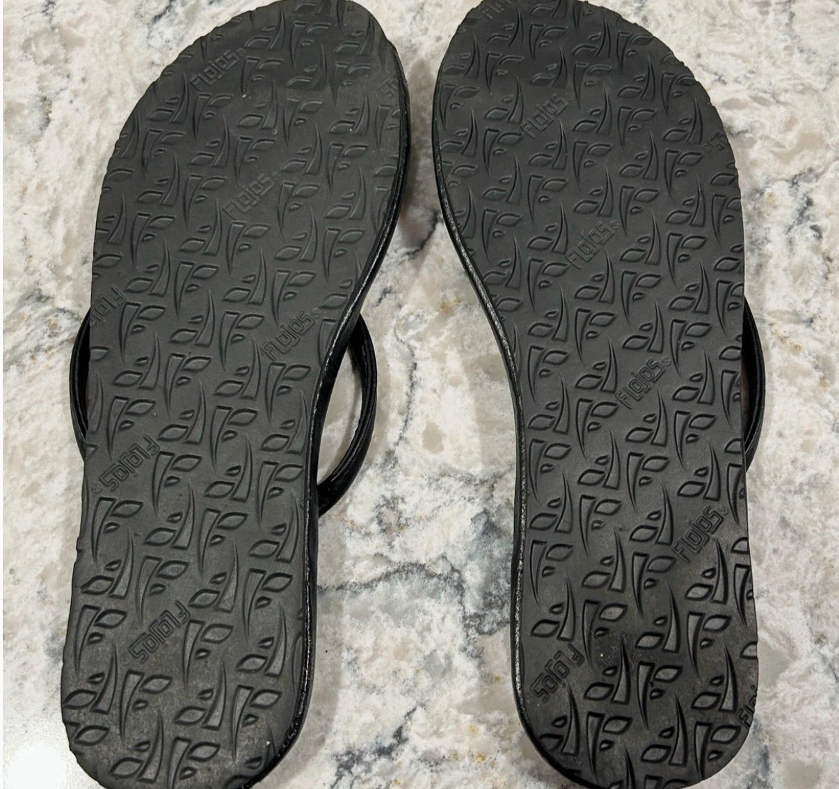 Women’s Flojos Black Flip Flops - photo 2