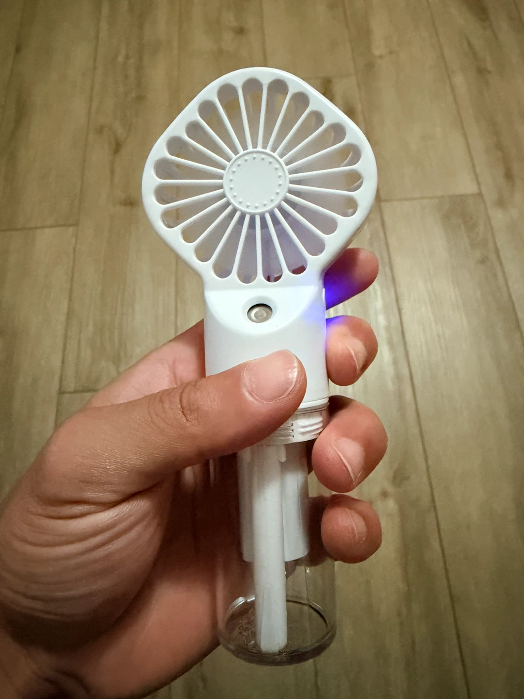 Portable Fan with Mist - photo 5