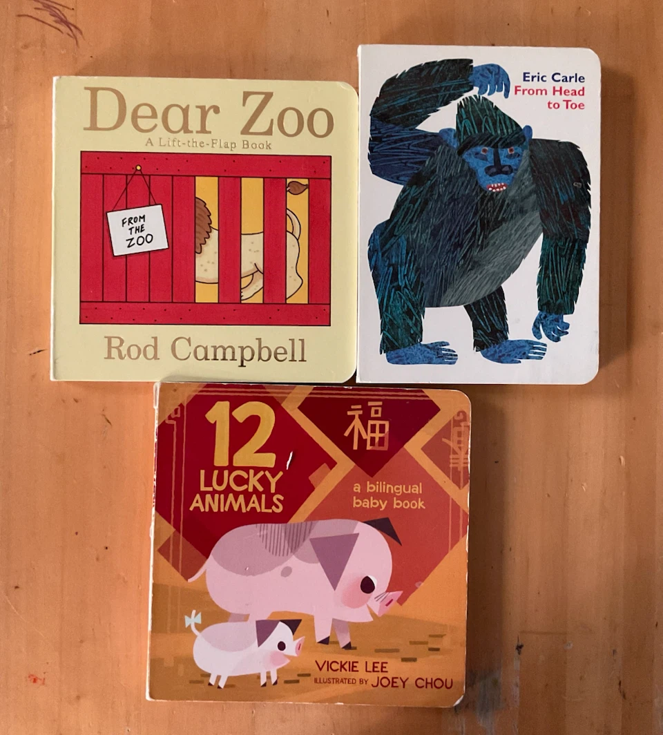 Lot of 10 Children's Board Books & 1 bath book - photo 3