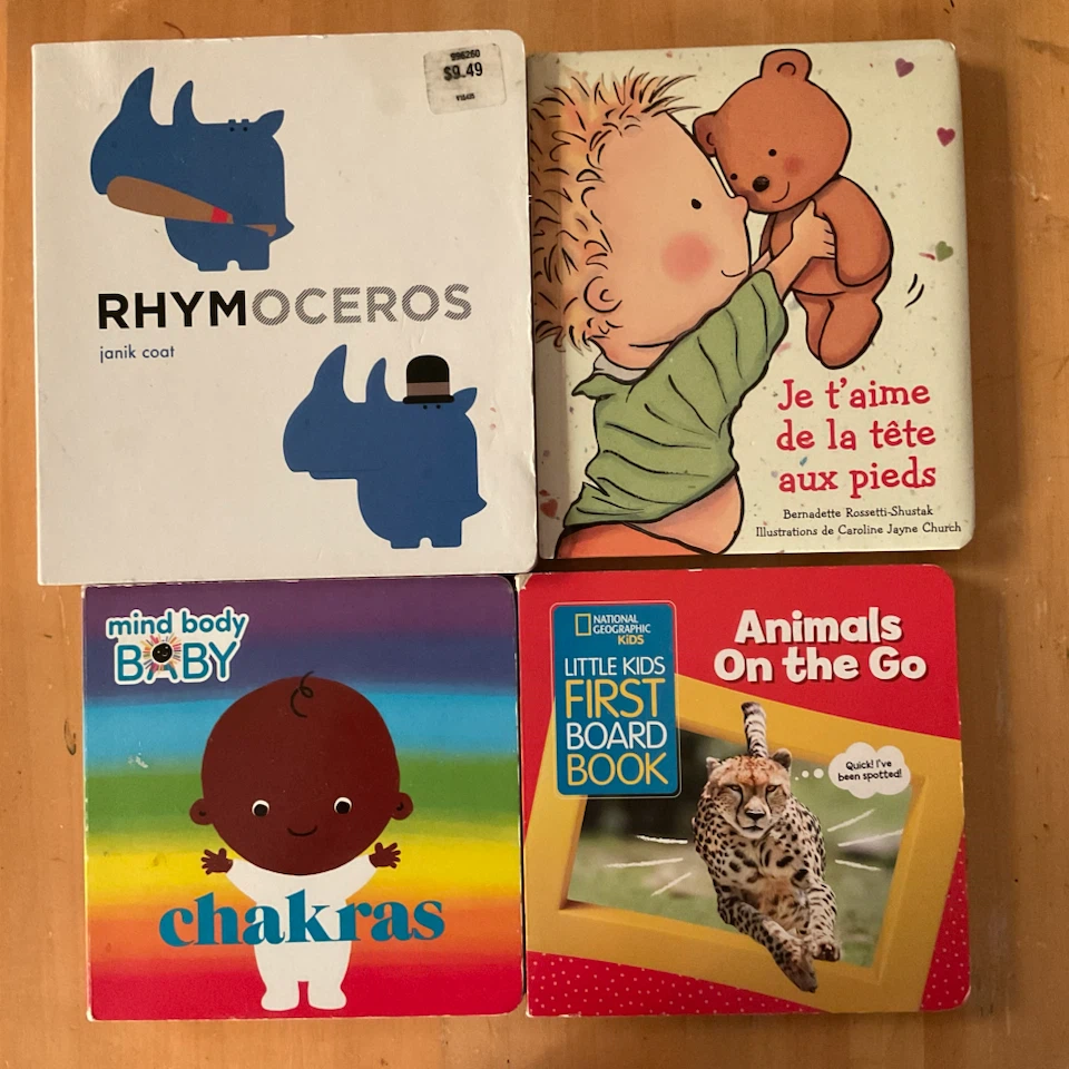 Lot of 10 Children's Board Books & 1 bath book - photo 4