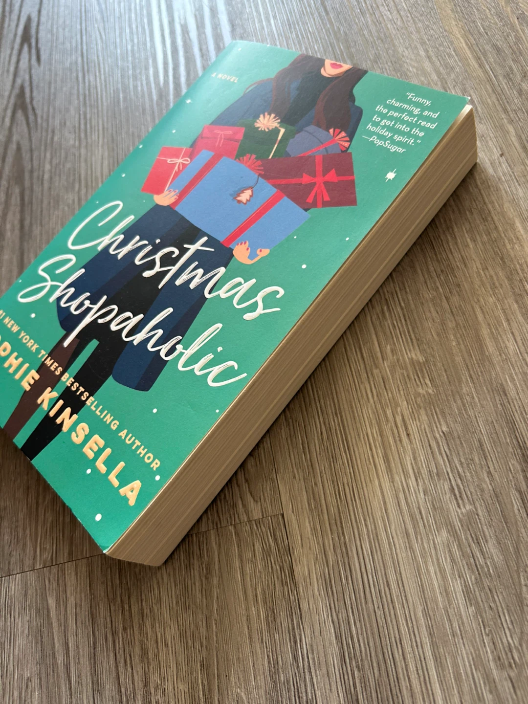 Christmas Shopaholic by Sophie Kinsella Novel - photo 2