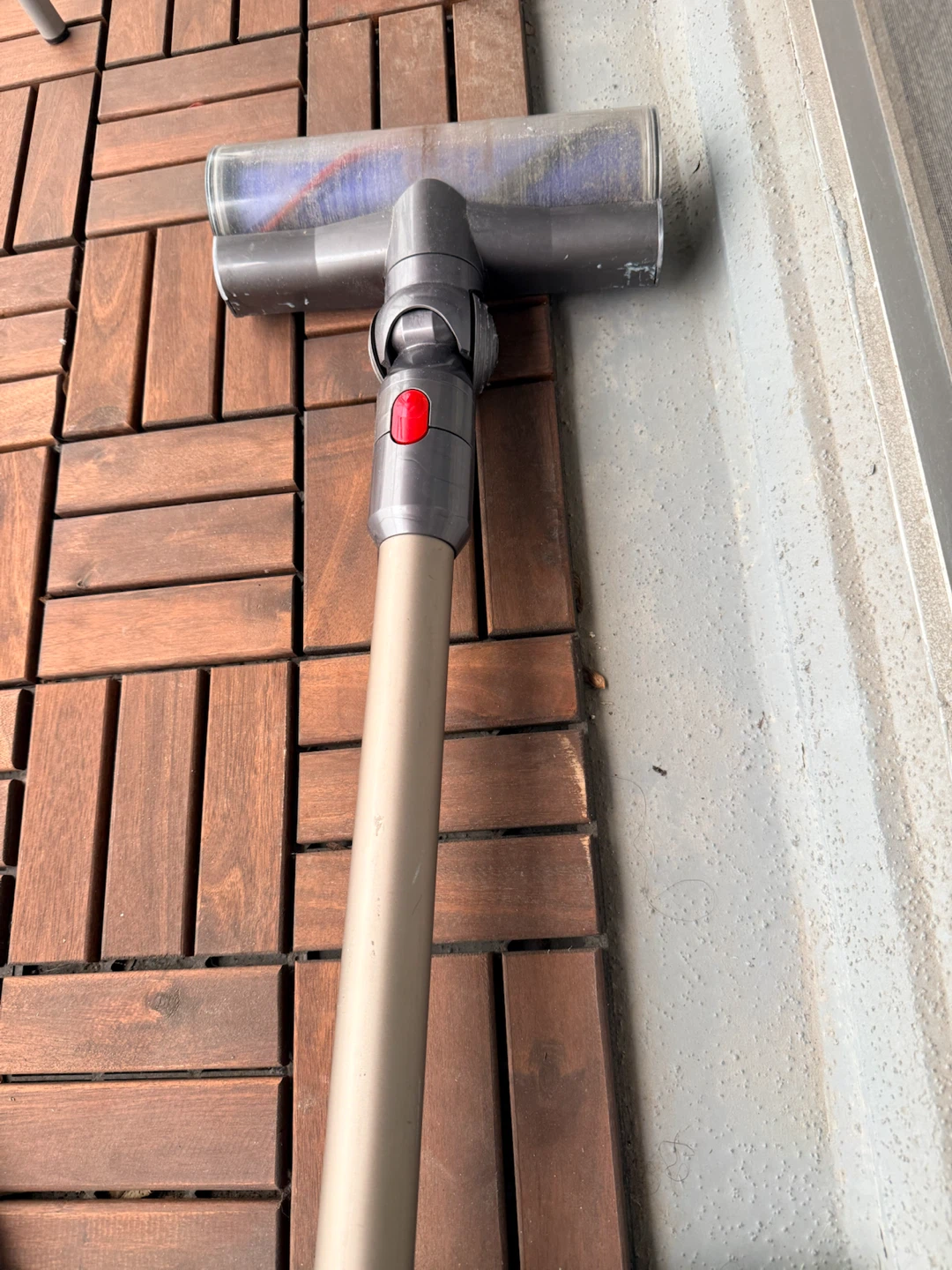Dyson V8 Animal Cordless Vacuum Cleaner with Accessories - photo 5
