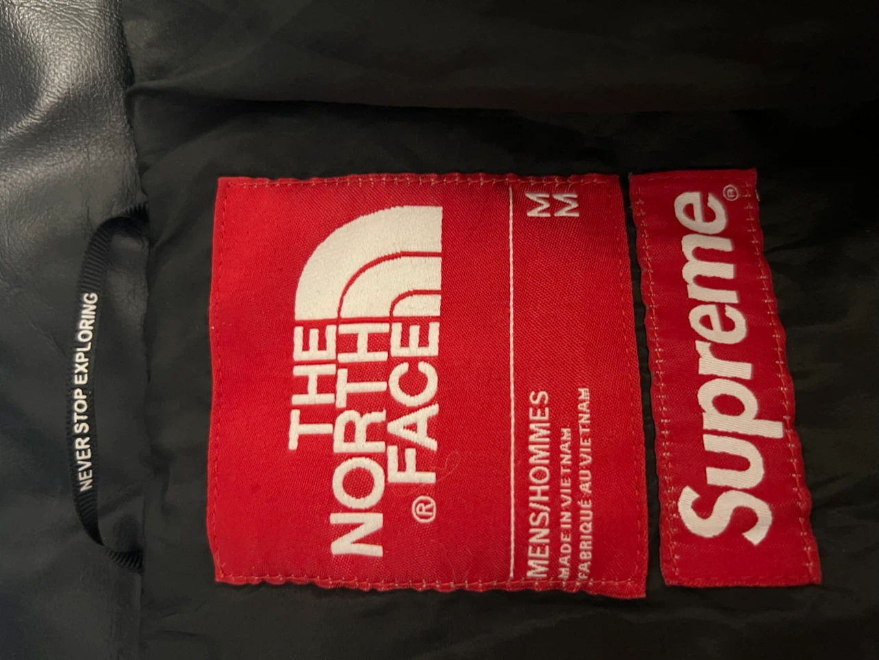 Supreme x The North Face 700 Puffer Jacket - photo 2