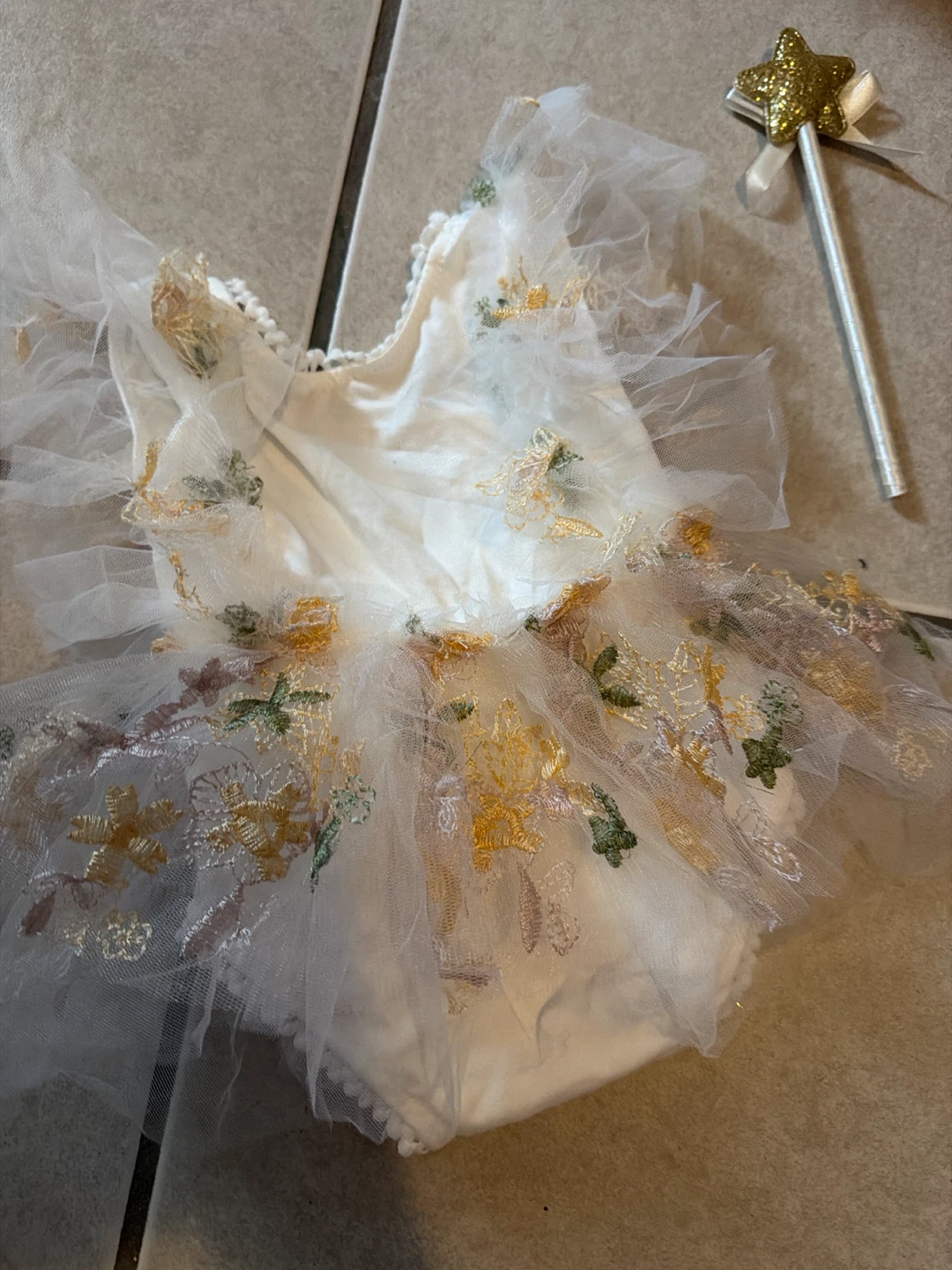 Fairy Costume Set with Wings and Wand - photo 3