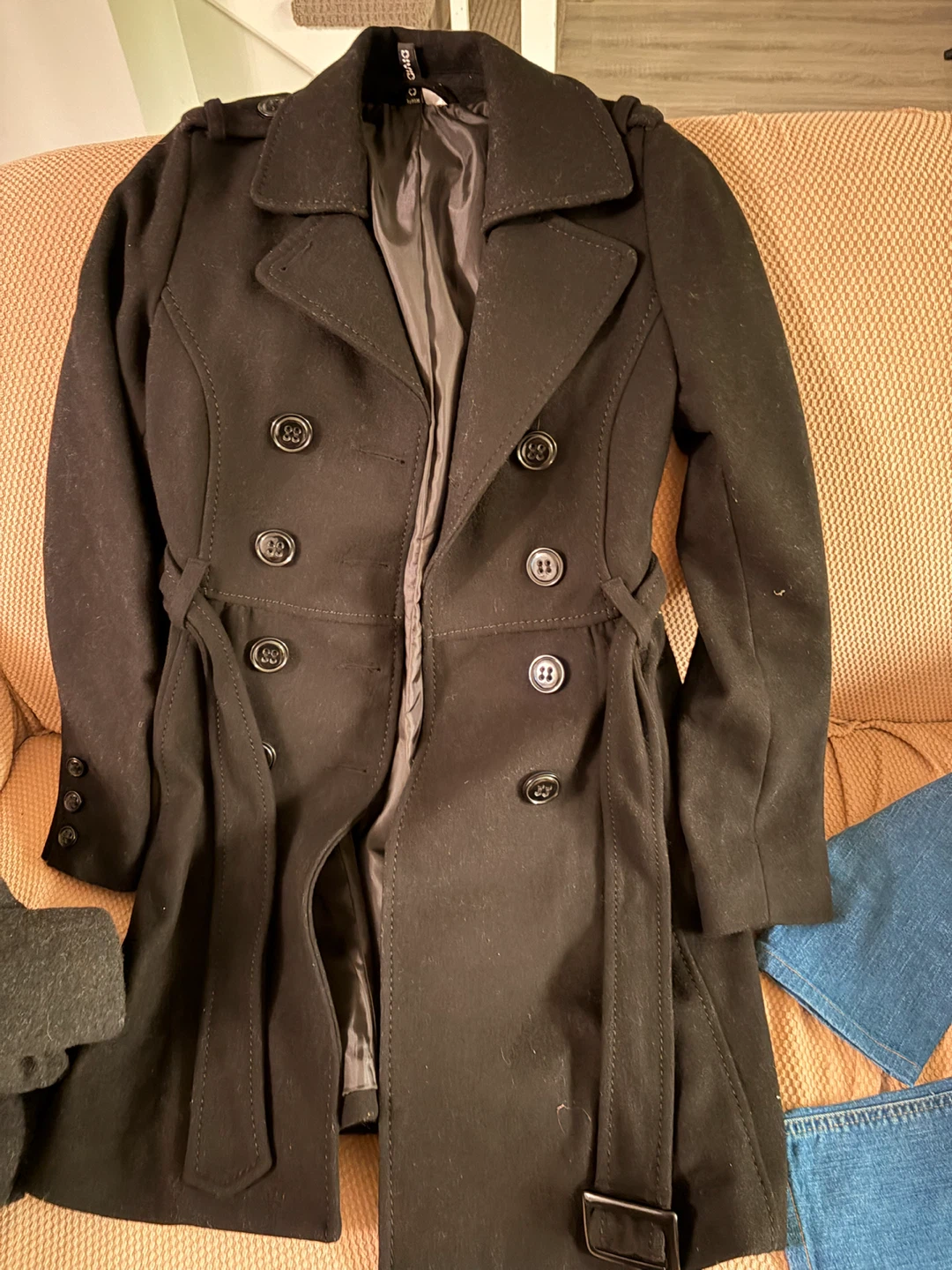H&M Divided Black Double-Breasted Trench Coat - photo 3