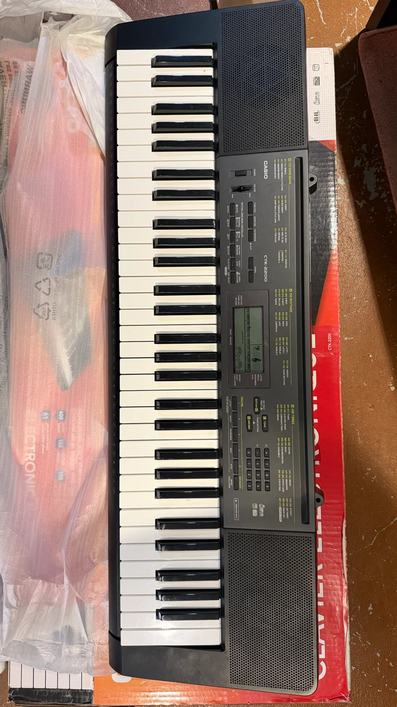 Casio CTK-2200 Electronic Keyboard