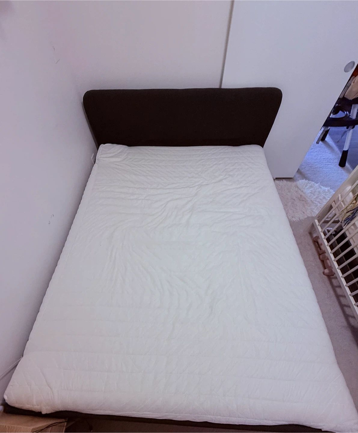 Slattum Ikea Queen Bed Frame and Asvang Queen mattress - photo 3