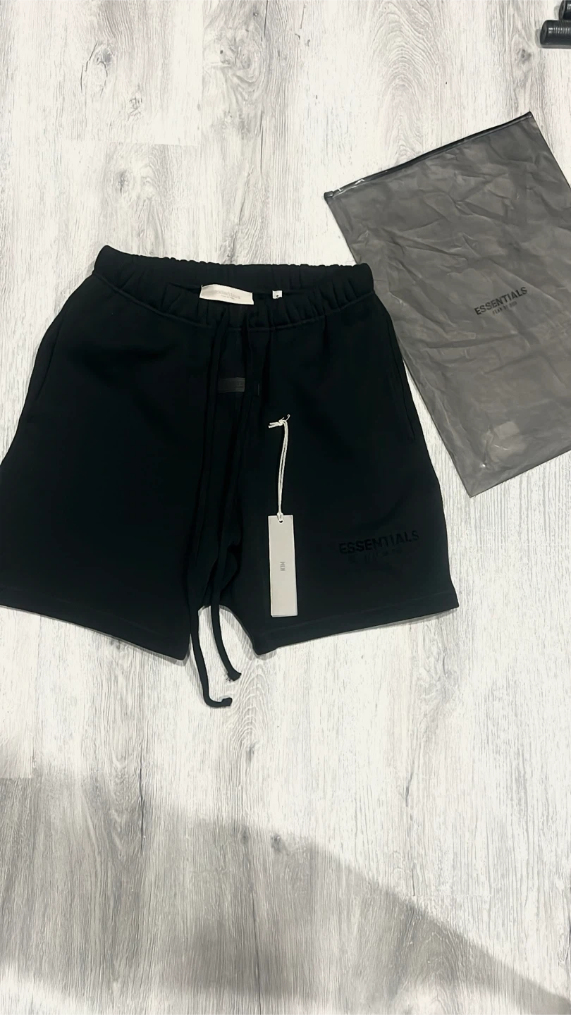Essentials Fear of God Black Shorts Size S