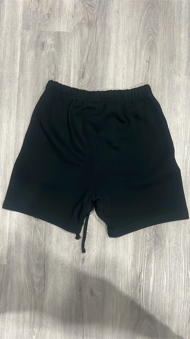 Essentials Fear of God Black Shorts Size S - photo 2
