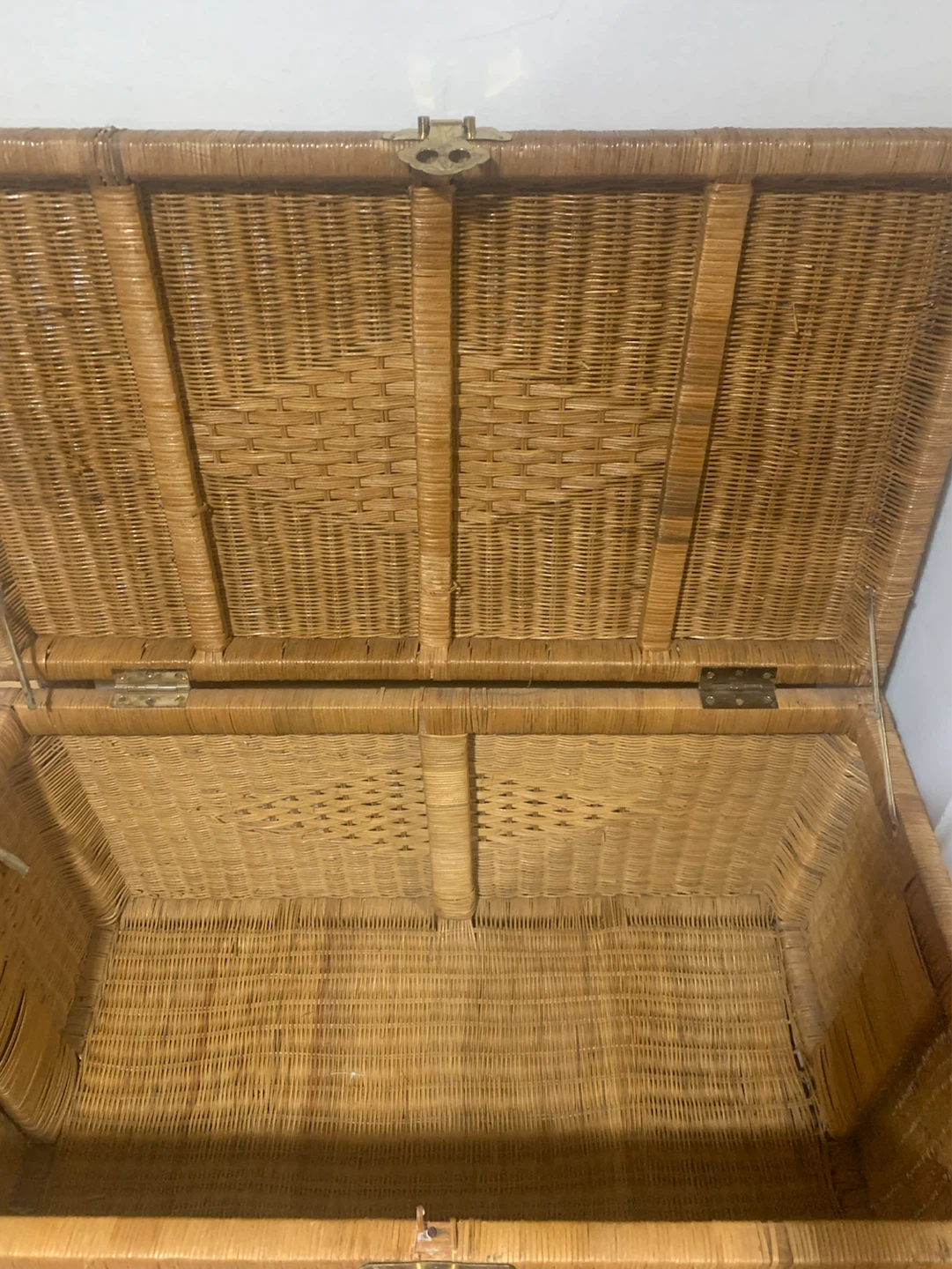 Wicker Storage Trunk - photo 3