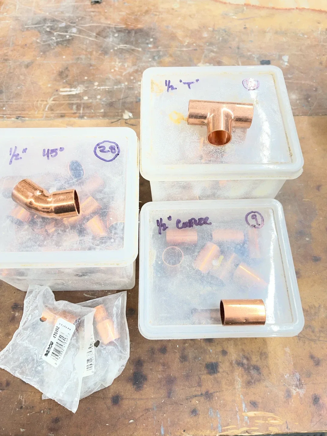 Copper Pipe Fittings - Tees and Couplers