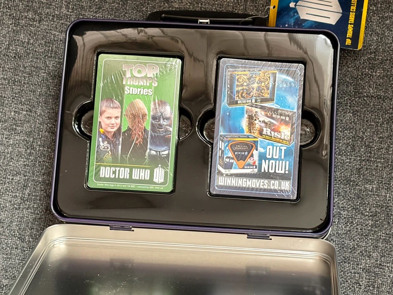 Doctor Who Top Trumps TARDIS Collectors Tin