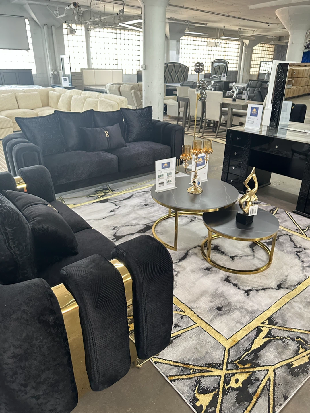 Sofa + loveseat + recliner - photo 2