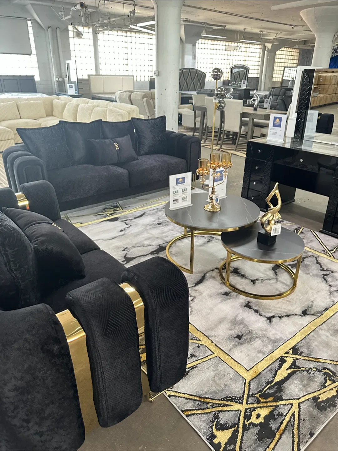 Sofa + loveseat + recliner - photo 2