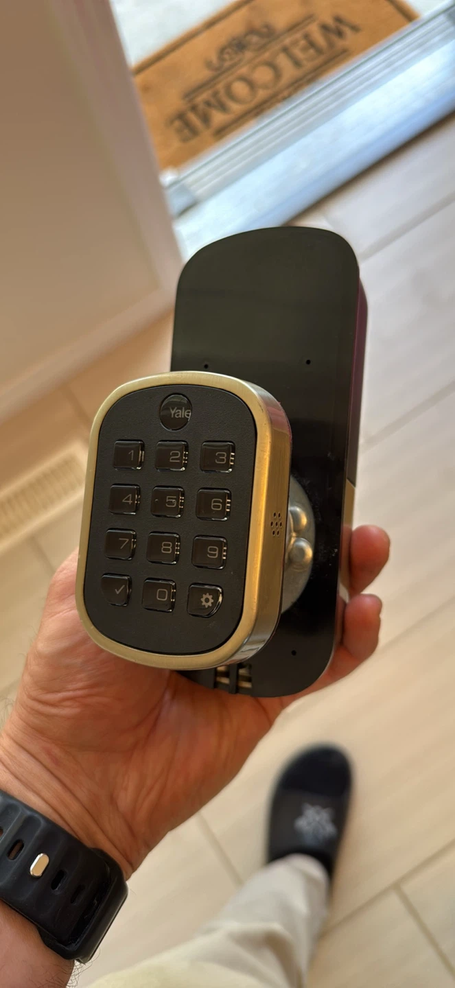 Yale Assure Lock SL - Key Free Touchscreen Deadbolt - photo 3