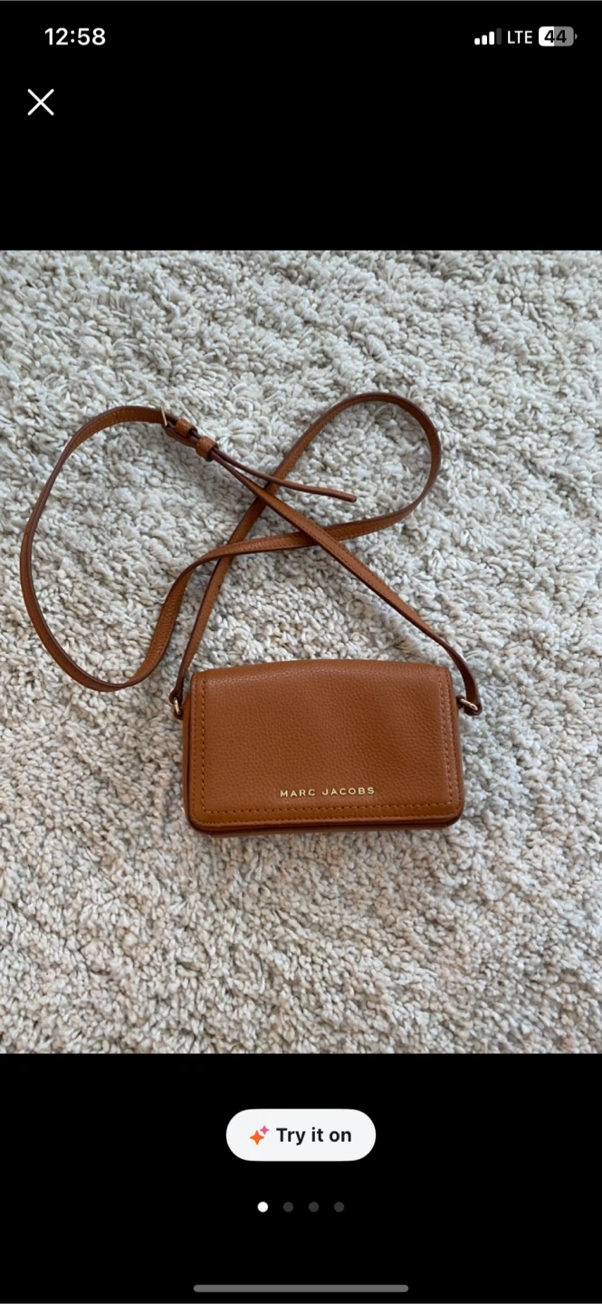 Marc Jacobs Leather Crossbody Bag
