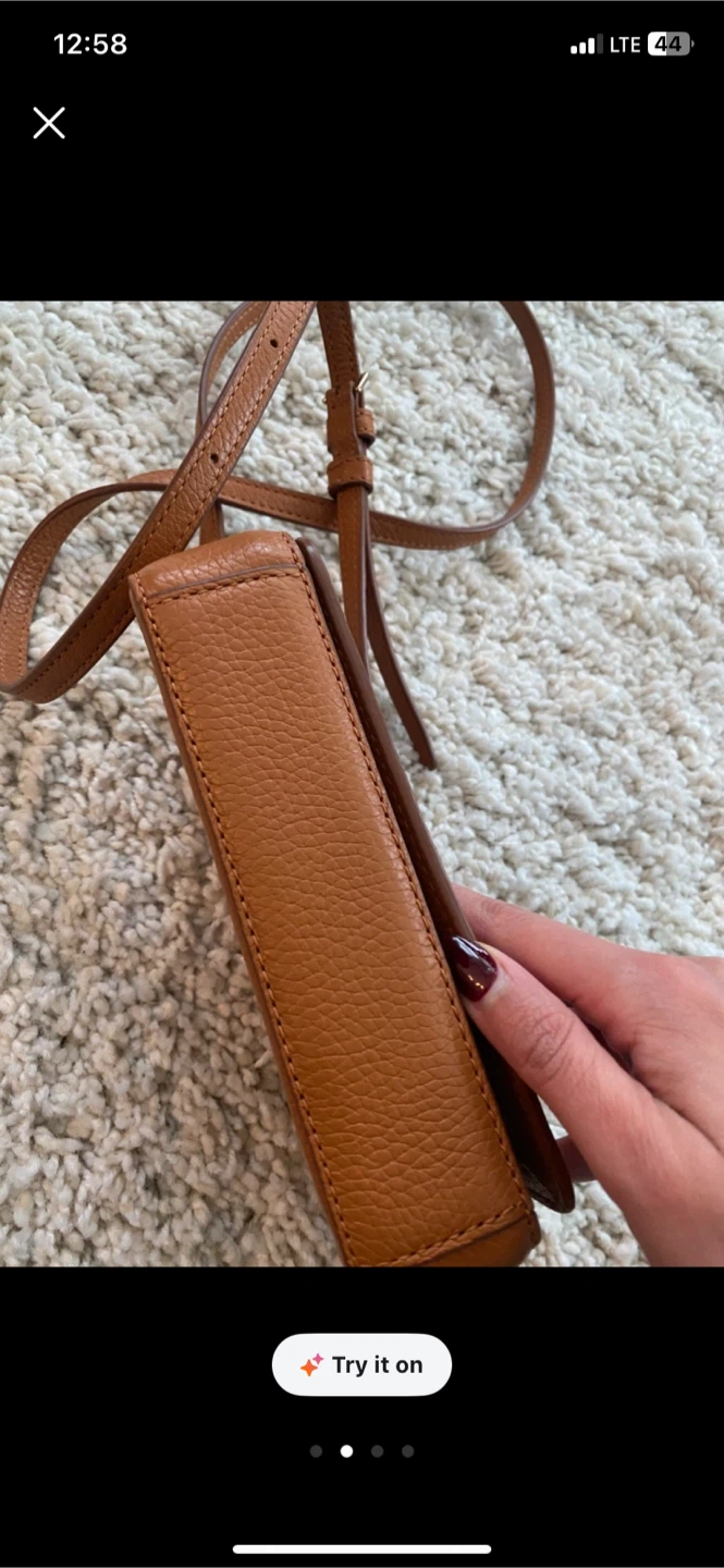 Marc Jacobs Leather Crossbody Bag - photo 2