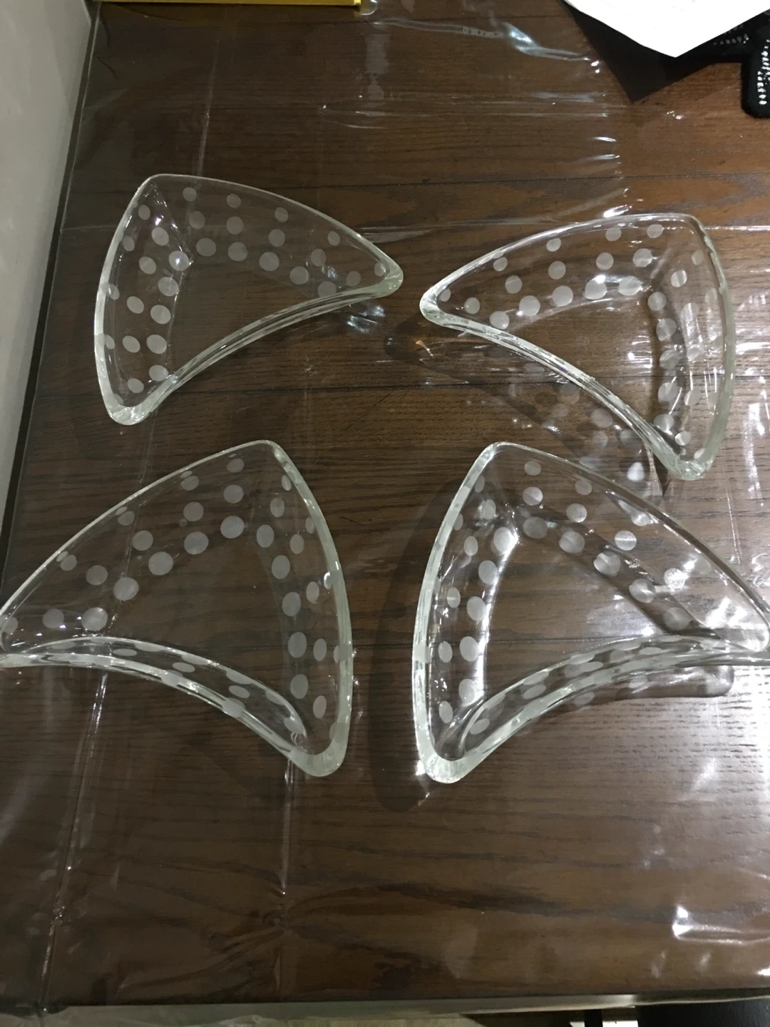Triangle Glass Dishes with Polka Dots - photo 2