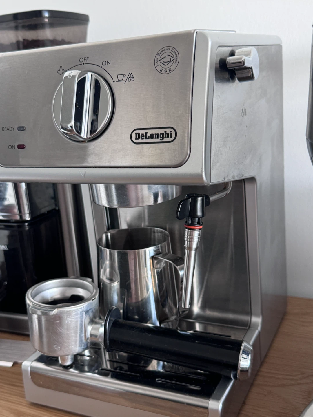 DeLonghi Espresso Machine - photo 3