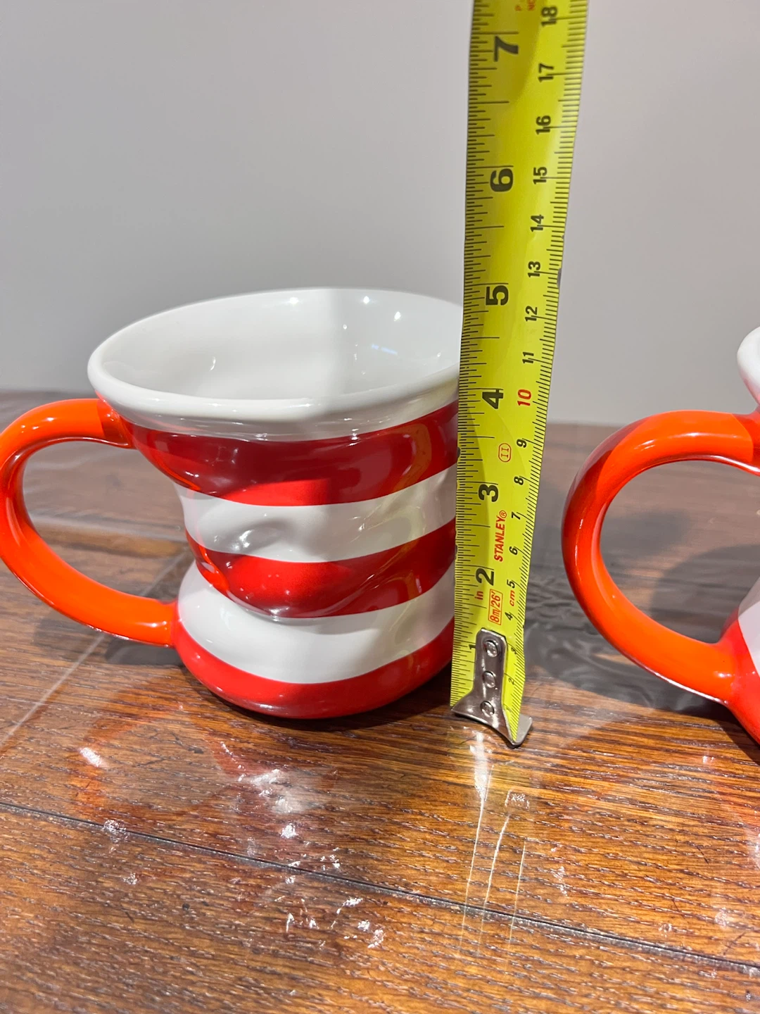 Cat in the hat mugs - photo 4