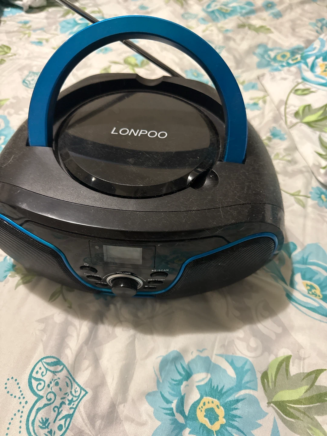 LONPOO Portable CD Boombox