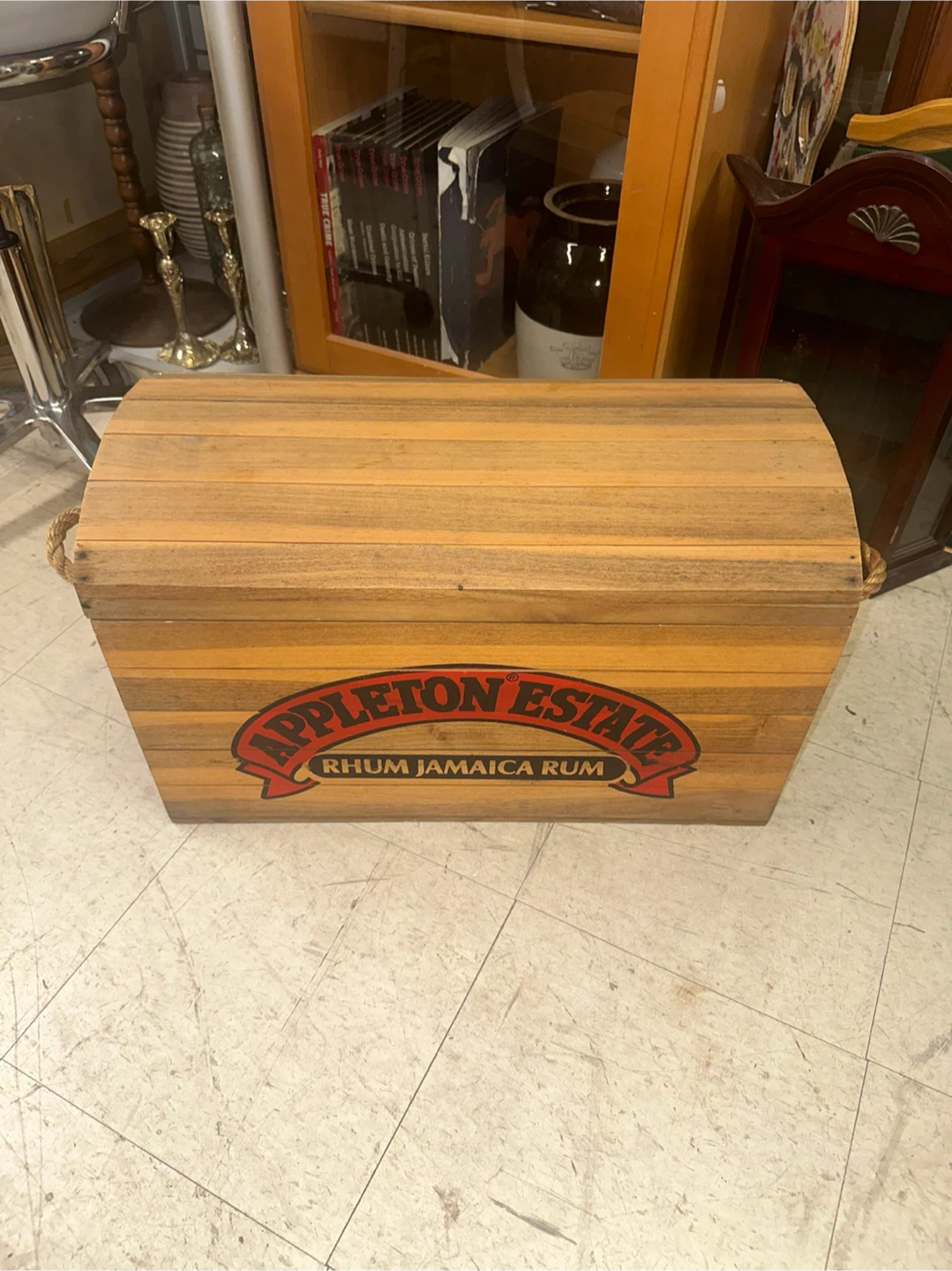 Appleton Estate Wood Trunk - photo 2