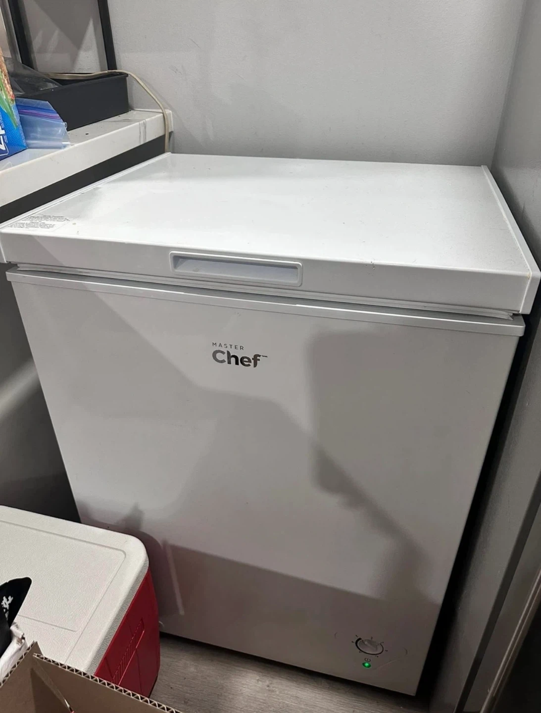 Master Chef White Chest Freezer