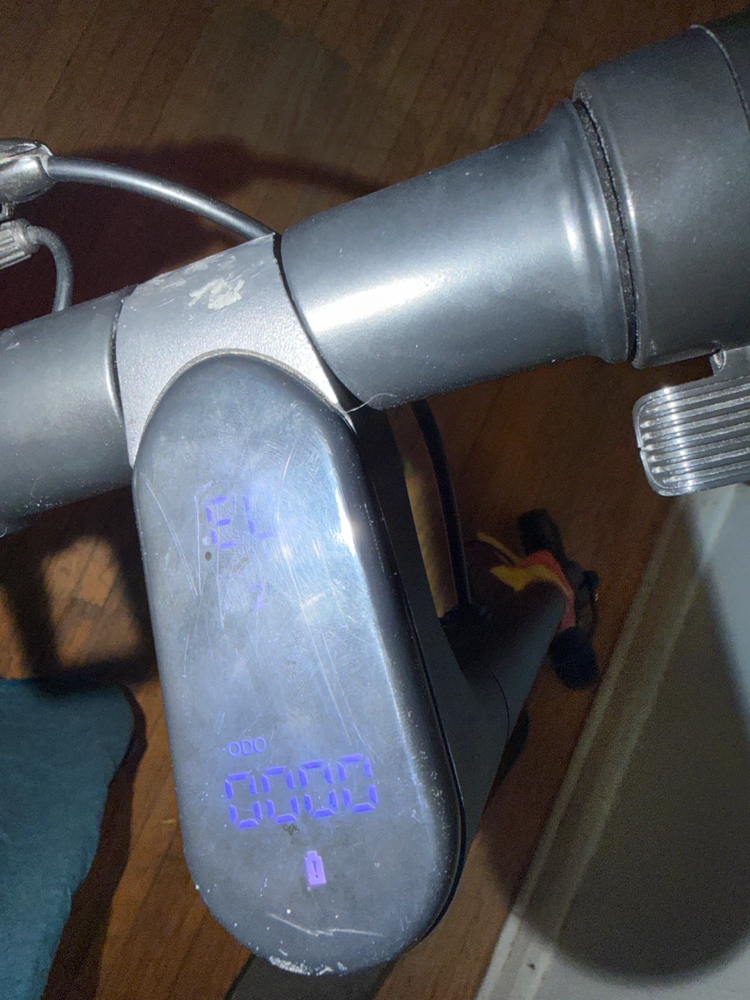 Gravity Electric Scooter - photo 2