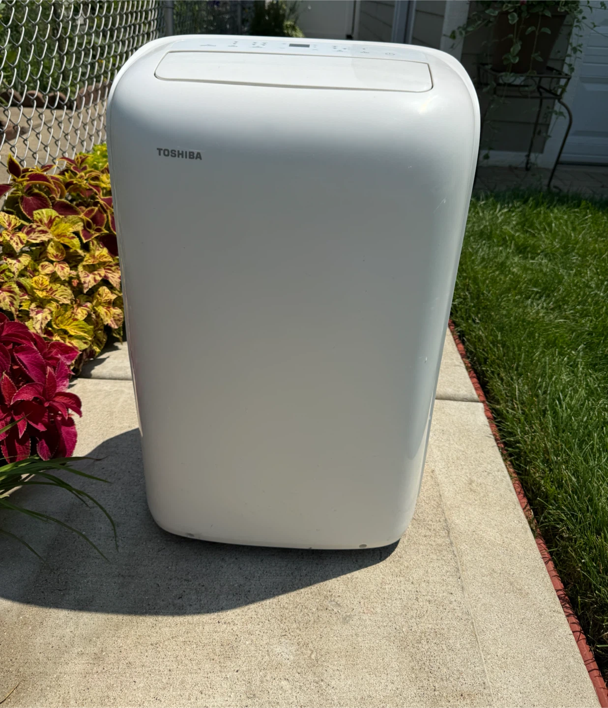 Portable Air Conditioner 10,000btus. $225.00 or best offer - photo 2