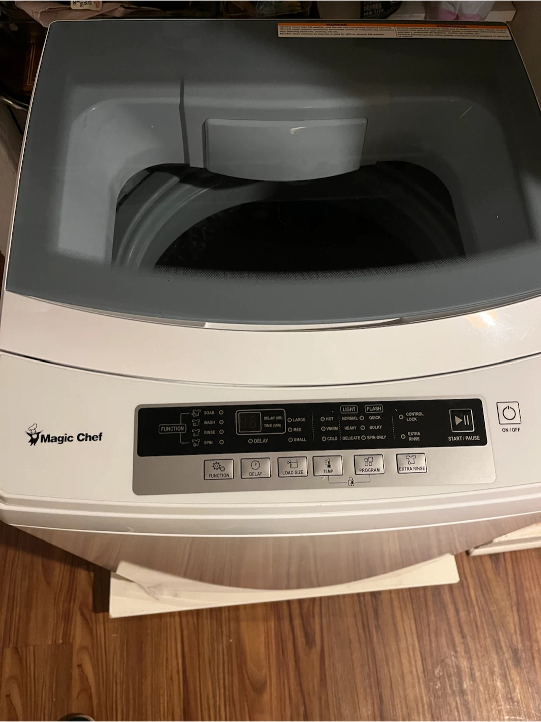 Magic Chef Portable Washing Machine (Needs Repair!) - photo 3