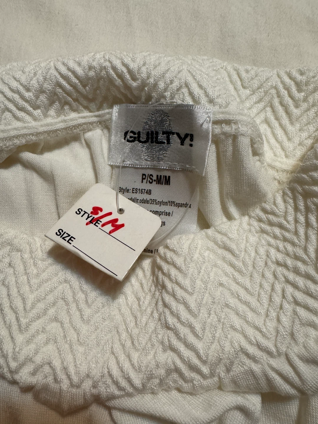 GUILTY! White Off-the-Shoulder Smocked Dress P/S-M/M - photo 2