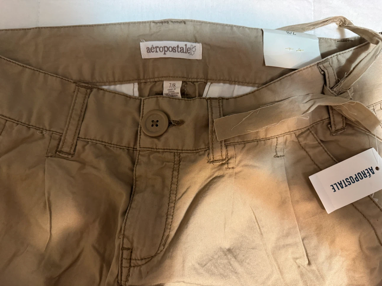 Aéropostale Khaki Shorts Size 7/8 - photo 3
