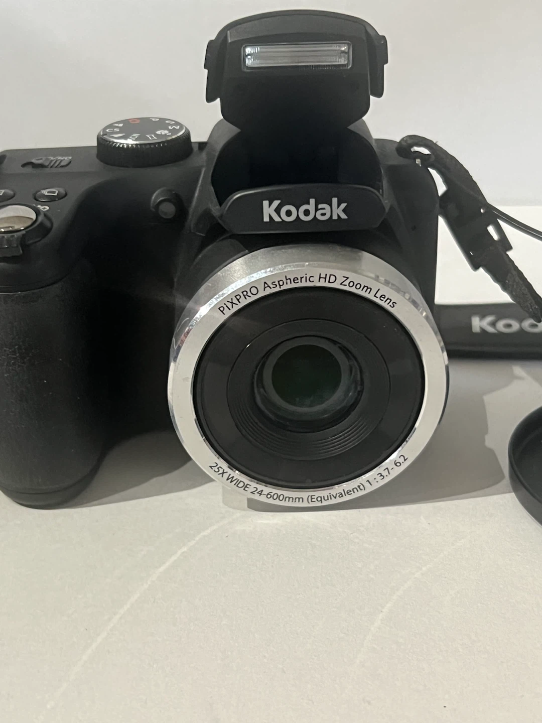 Kodak PIXPRO AZ252 Astro Zoom bridge digital camera