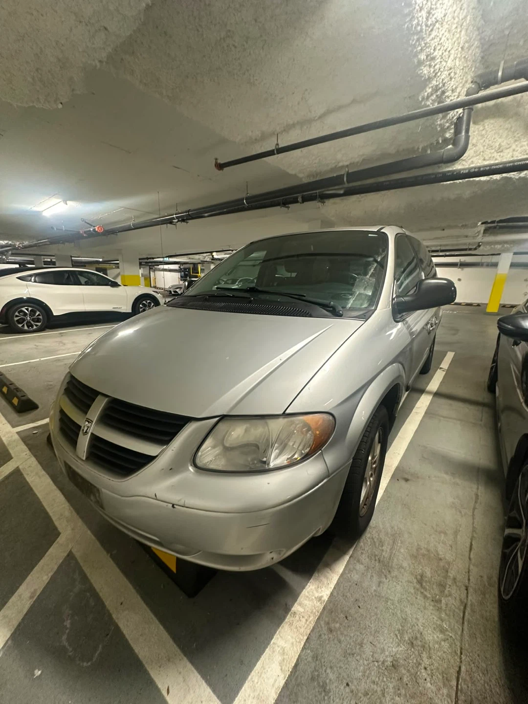 Dodge grand caravan - photo 3