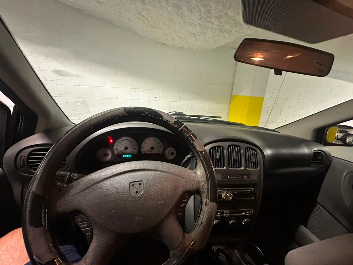 Dodge grand caravan - photo 4