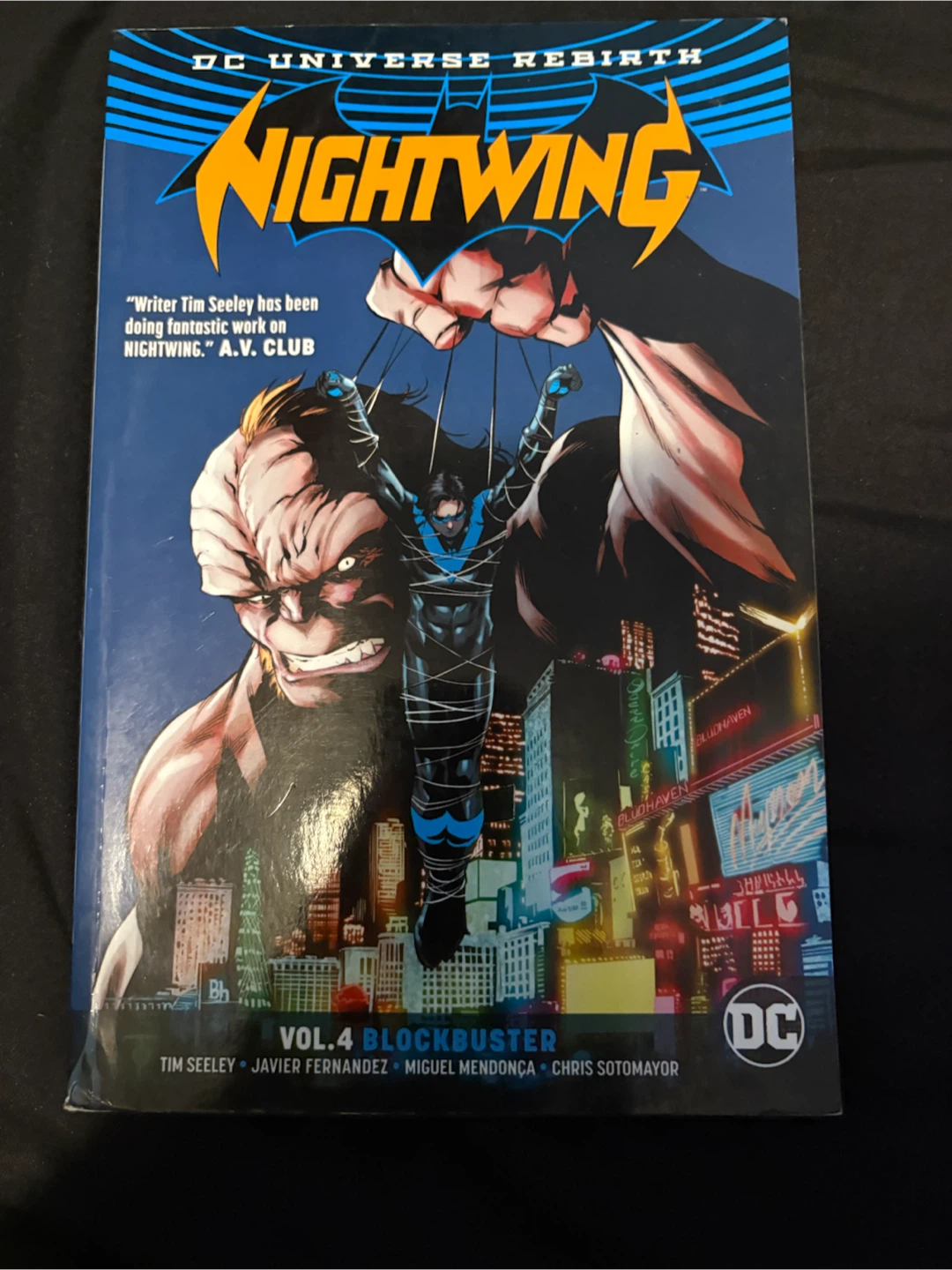 Nightwing Vol. 4: Blockbuster