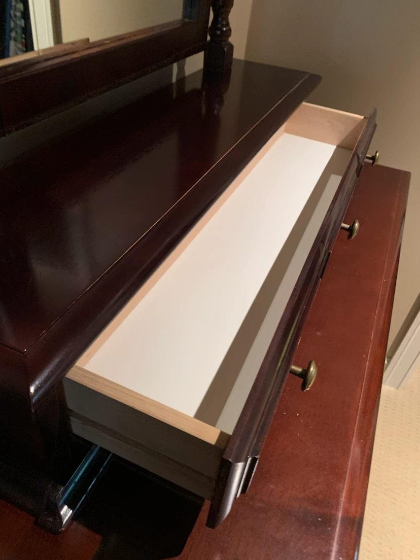 Bedroom Dresser, mirror stand, two night tables - photo 3