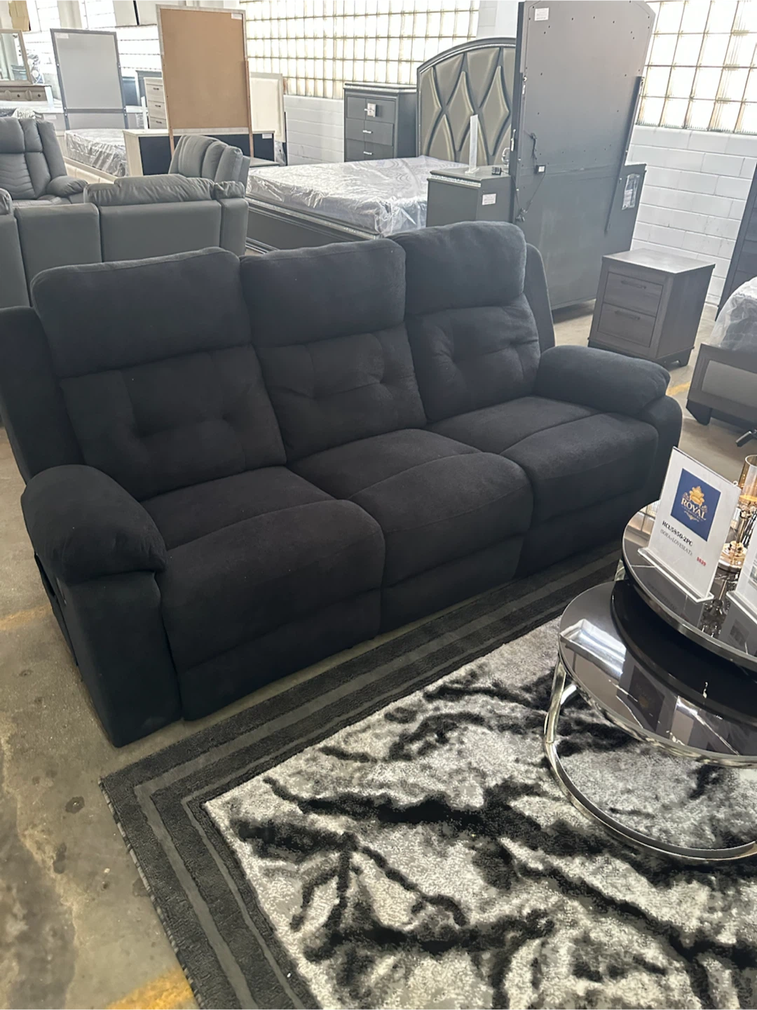 Sofa + loveseat - photo 2