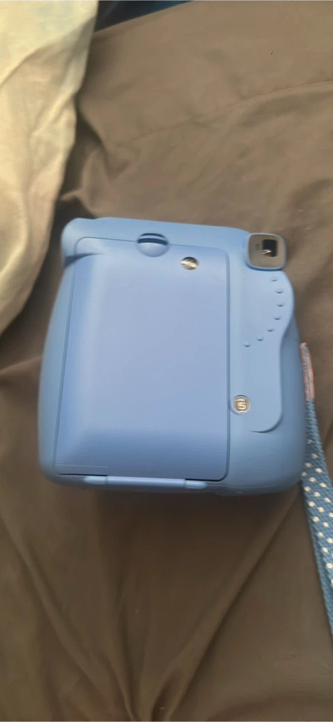 Fujifilm Instax Mini 9 Camera with free case - photo 2