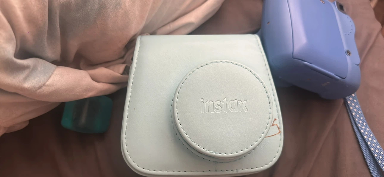 Fujifilm Instax Mini 9 Camera with free case - photo 3